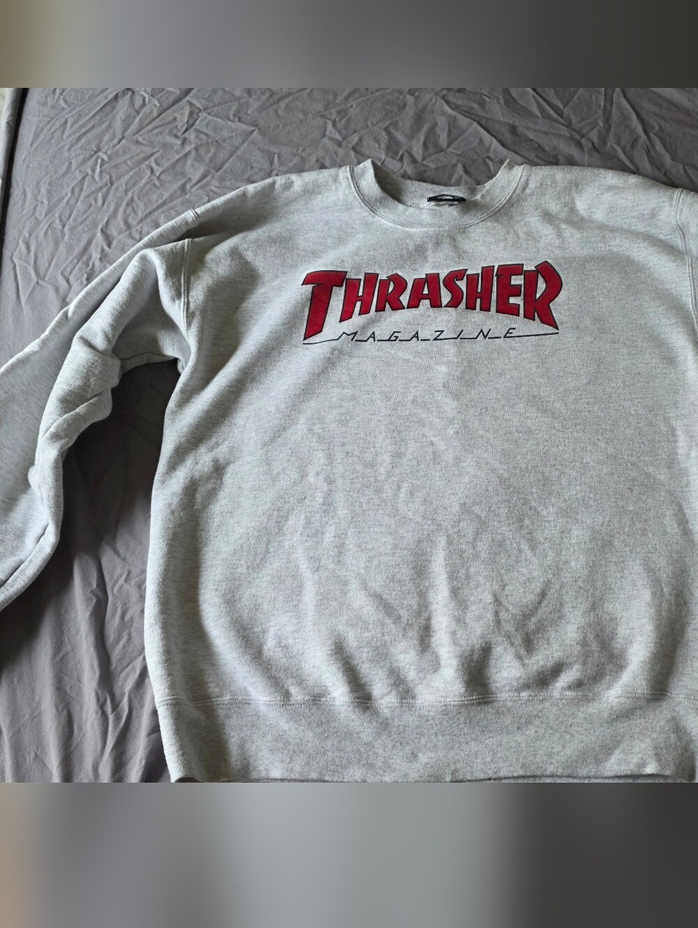 Thrasher Light Gray Crewneck with Red Logo - Men Medium